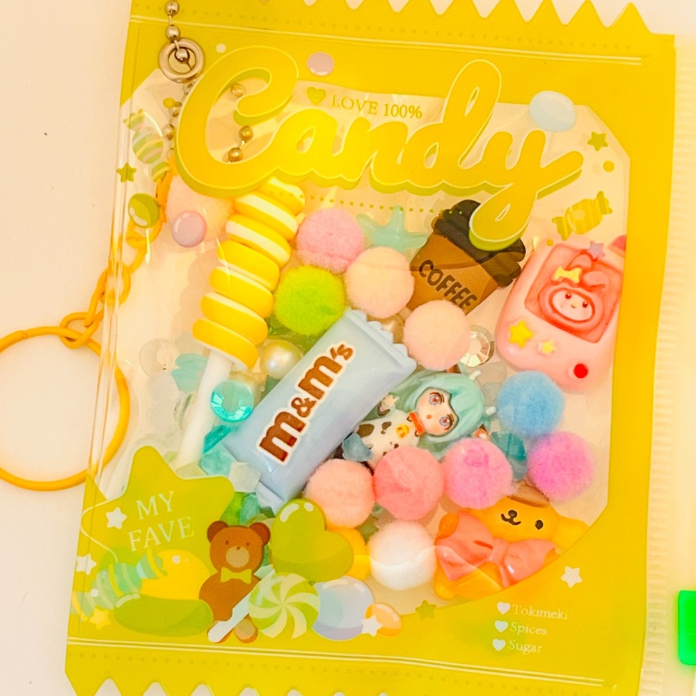 Candy 🍭 pouch - Picture 4 of 4